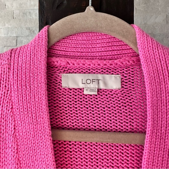LOFT Bubblegum Pink Fisherman Oversized Knit Sweater Cardigan Size M - Picture 2 of 7